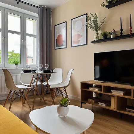 Japan Garden Hetmanska 3 Апартаменти *