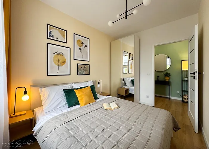 Japan Garden Hetmanska 3 شقة بوزنان